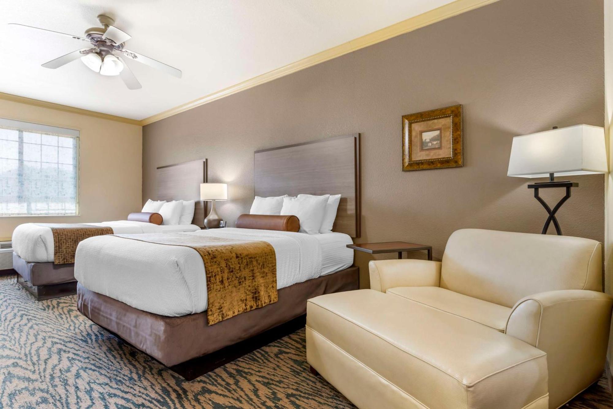 Best Western Plus Crown Colony Inn & Suites Lufkin Buitenkant foto