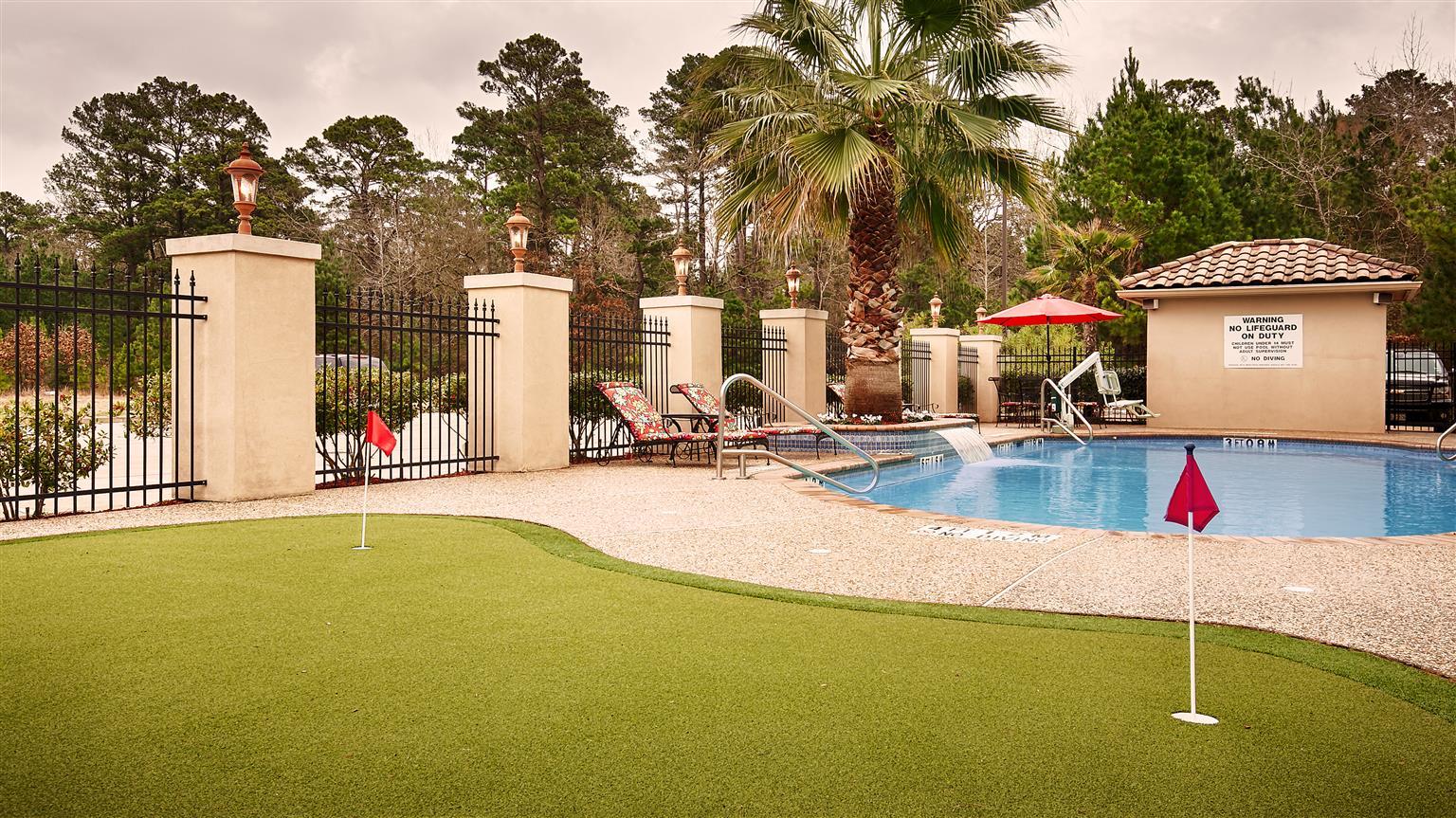 Best Western Plus Crown Colony Inn & Suites Lufkin Buitenkant foto